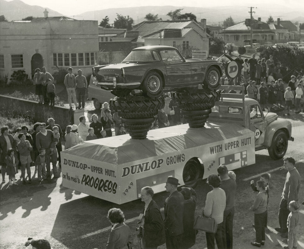 City Status procession No. 15; Dunlop